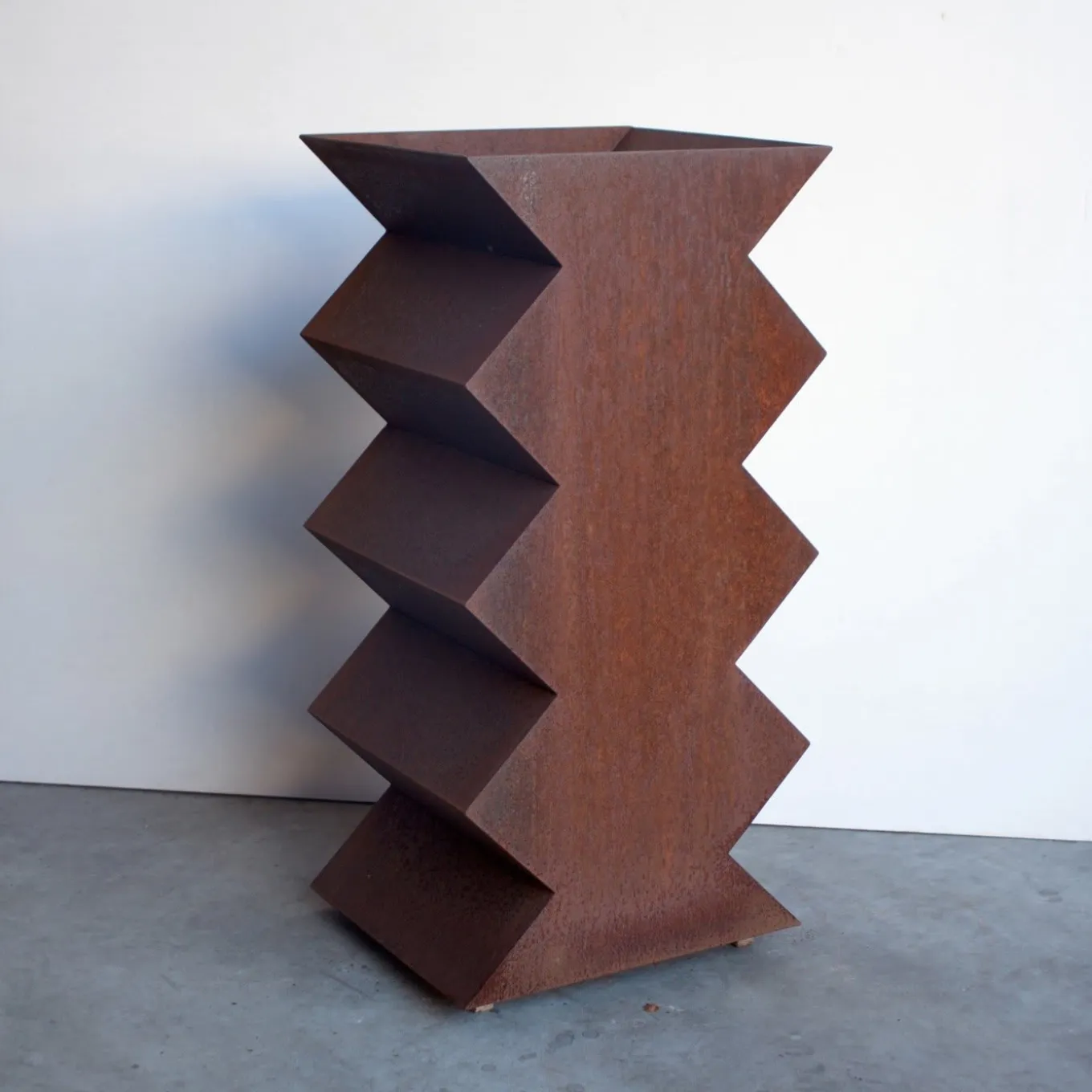 2 Corten Steel Vase Holder