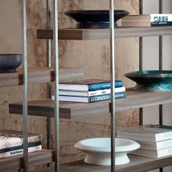 Amaltea Green Guatemala Centerpiece by Ivan Colominas