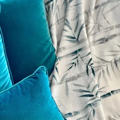 Bamboo Fringed Off-White Handpainted Blanket