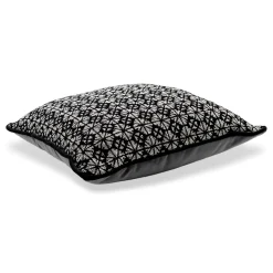 Black and White Carrè Cushion in geometric jacquard fabric