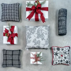 Black and White Carré Cushion in toile de jouy jacquard fabric