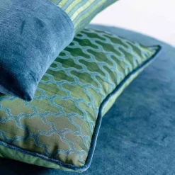 Carrè Cushion in jacquard fabric and Linen Velvet