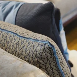 Carrè Degradè Band Cushion in jacquard fabric and silk velvet