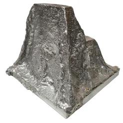 Casa Seduta Coperta Sculpture