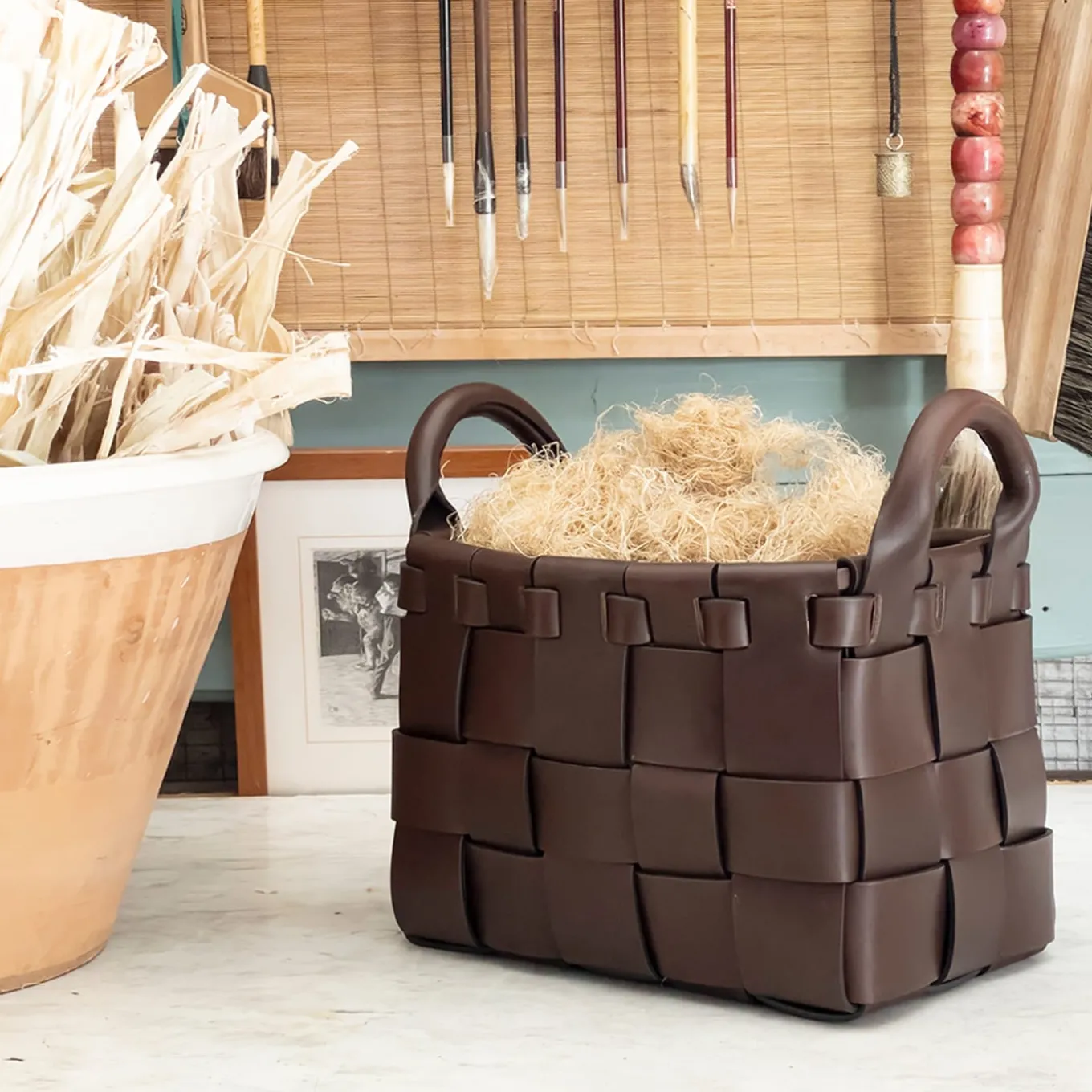 Castagno Small Leather Basket