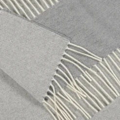 Defilé Fringed Gray Small Blanket