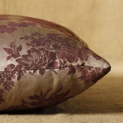 Estrania Square Cushion