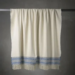 Feaci Embroidered Blue & White Blanket