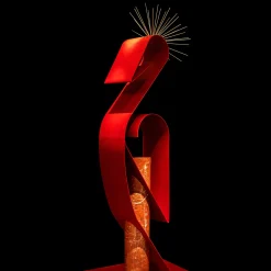 Gru Coronata Sculpture