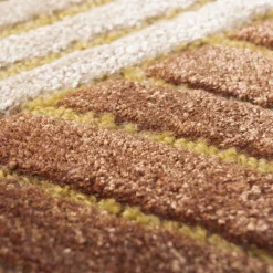 Hand Tufted Concoction Rug in Burnt Red and Apricot