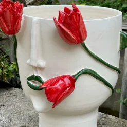 La Conturbante Anthropomorphic White Vase