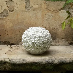 La Rosa White Centerpiece