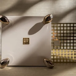 Limbos Square White Box