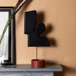 L'infiorescenza Black Leather Sculpture