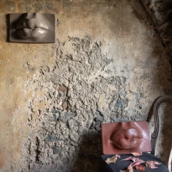 Lips Rigel Sculpture