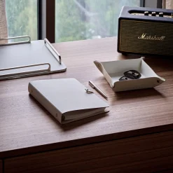 Panna cotta and white leather vide poche #2