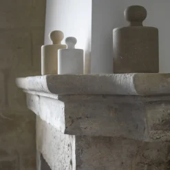 Peso Polyhcrome Lecce Limestone Weight by Maurizio Prina