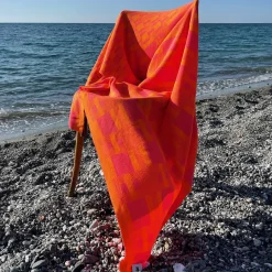 Plusminus Bio Orange Blanket by Angela Lorenz