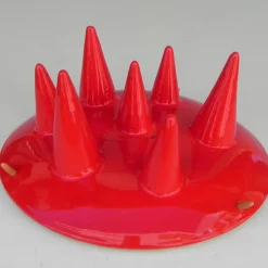 Raised with Spikes Plate