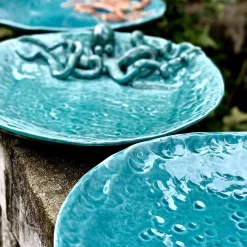 Round Plate with Octupus