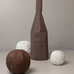 Sfero Cartoccio White Decorative Sculpture