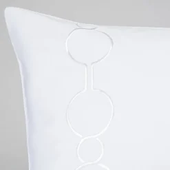 Shangri-La White Set of 2 Pillowcases
