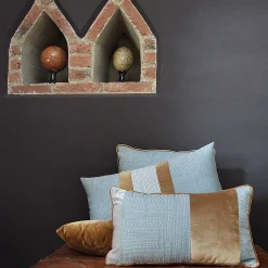 Simple Cushion in jacquard fabric and Silk Velvet