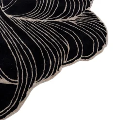 Velvety Vortex Ebony & Antique White Hand Tufted Rug